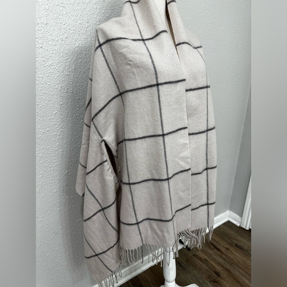 Madewell Check Cape Scarf Fringed Long Wrap Shawl Cape Wrap Neutral NEW Wool - Picture 2 of 7